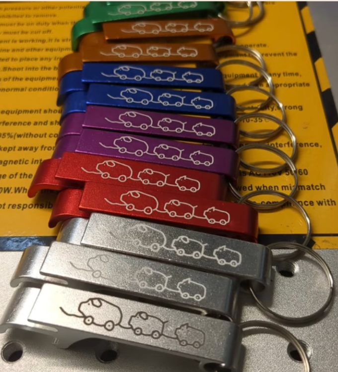 Lippstadt Liebe – Aluminium-Flaschenöffner „Holzschwein Edition“